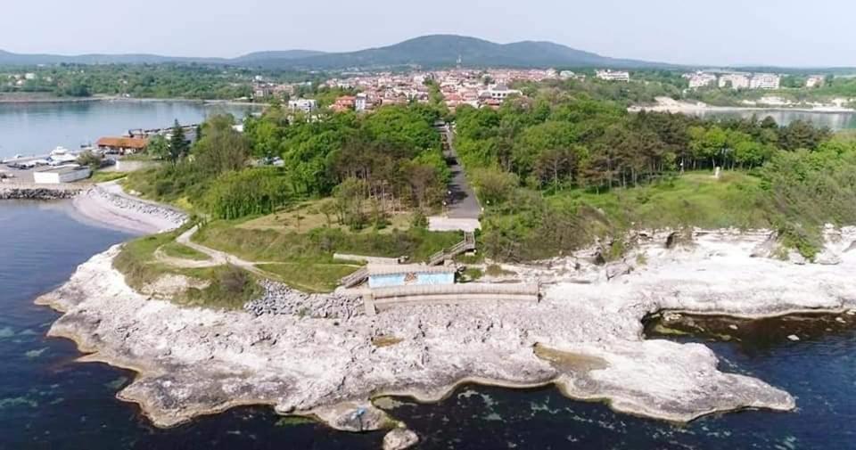 Апартаменти Кастро/Castro Apartments Tsarevo Exteriör bild