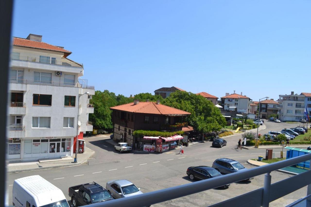 Апартаменти Кастро/Castro Apartments Tsarevo Exteriör bild