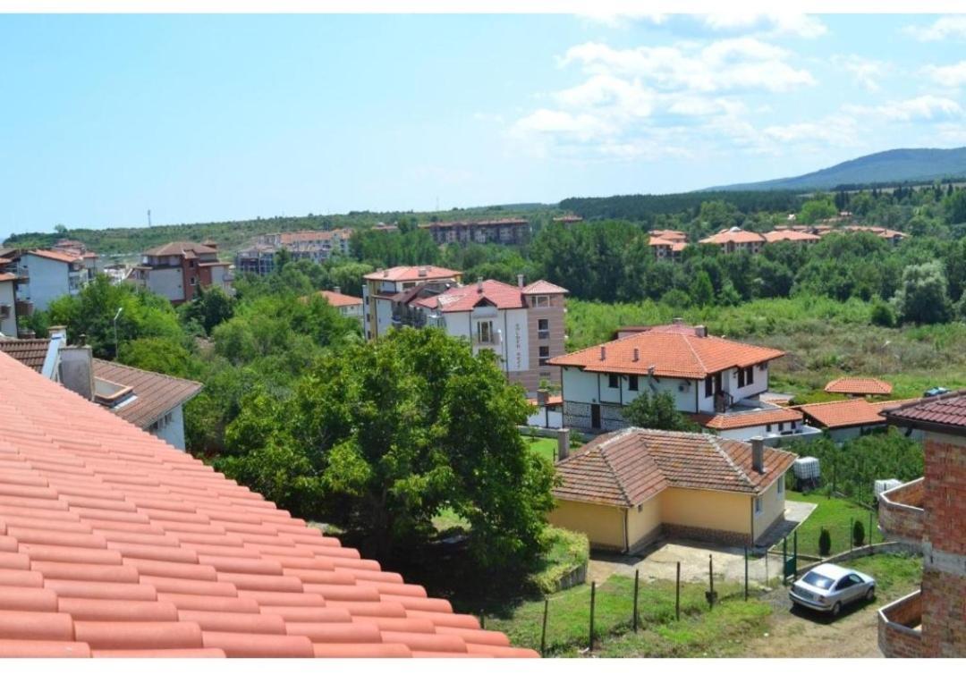 Апартаменти Кастро/Castro Apartments Tsarevo Exteriör bild