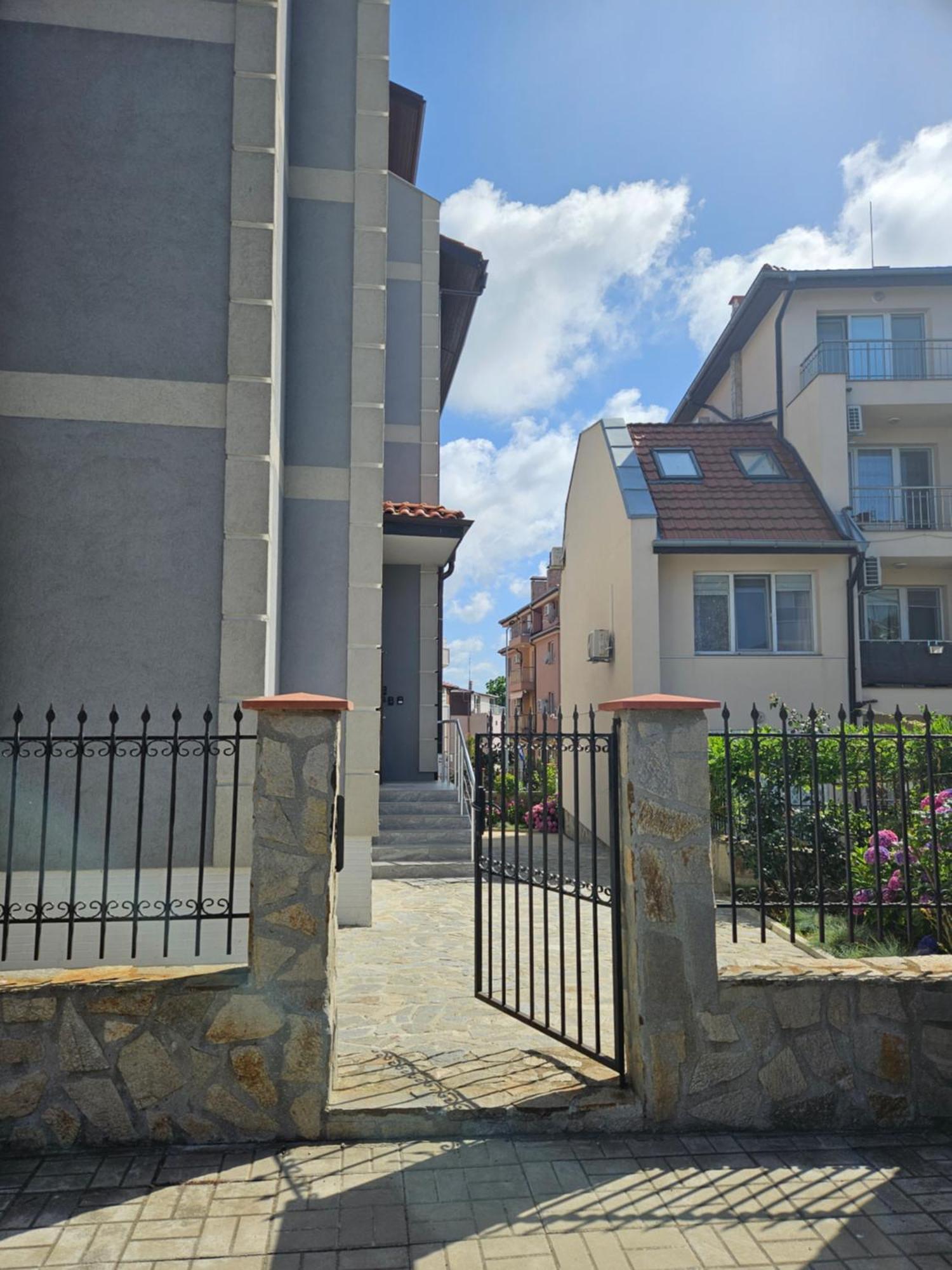 Апартаменти Кастро/Castro Apartments Tsarevo Exteriör bild