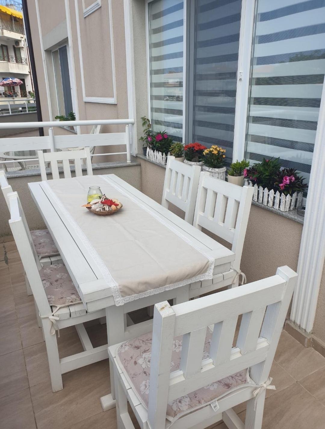 Апартаменти Кастро/Castro Apartments Tsarevo Exteriör bild