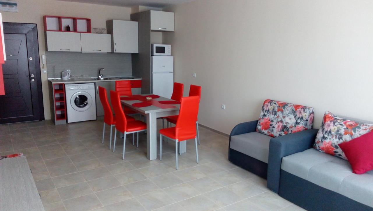 Апартаменти Кастро/Castro Apartments Tsarevo Exteriör bild